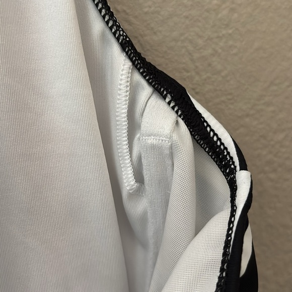 Women’s Lands End Swim Dress, Black/White Stripe, Size 14 DD - Picture 6 of 7